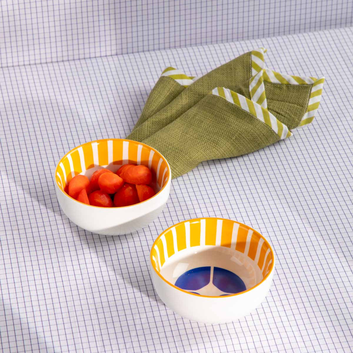 Circle Of Joyee Ceramic Bowl (Set of 2) - 4x4x2 Inches