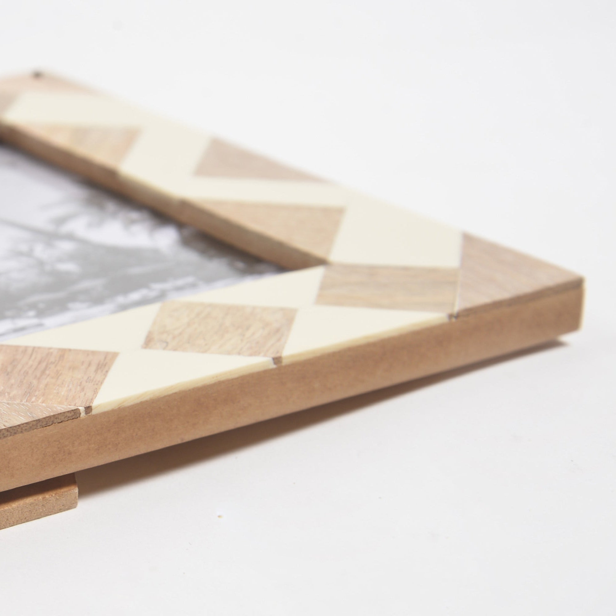 Mango Wood & Resin Geometric Photo Frame, 7x9 Inch