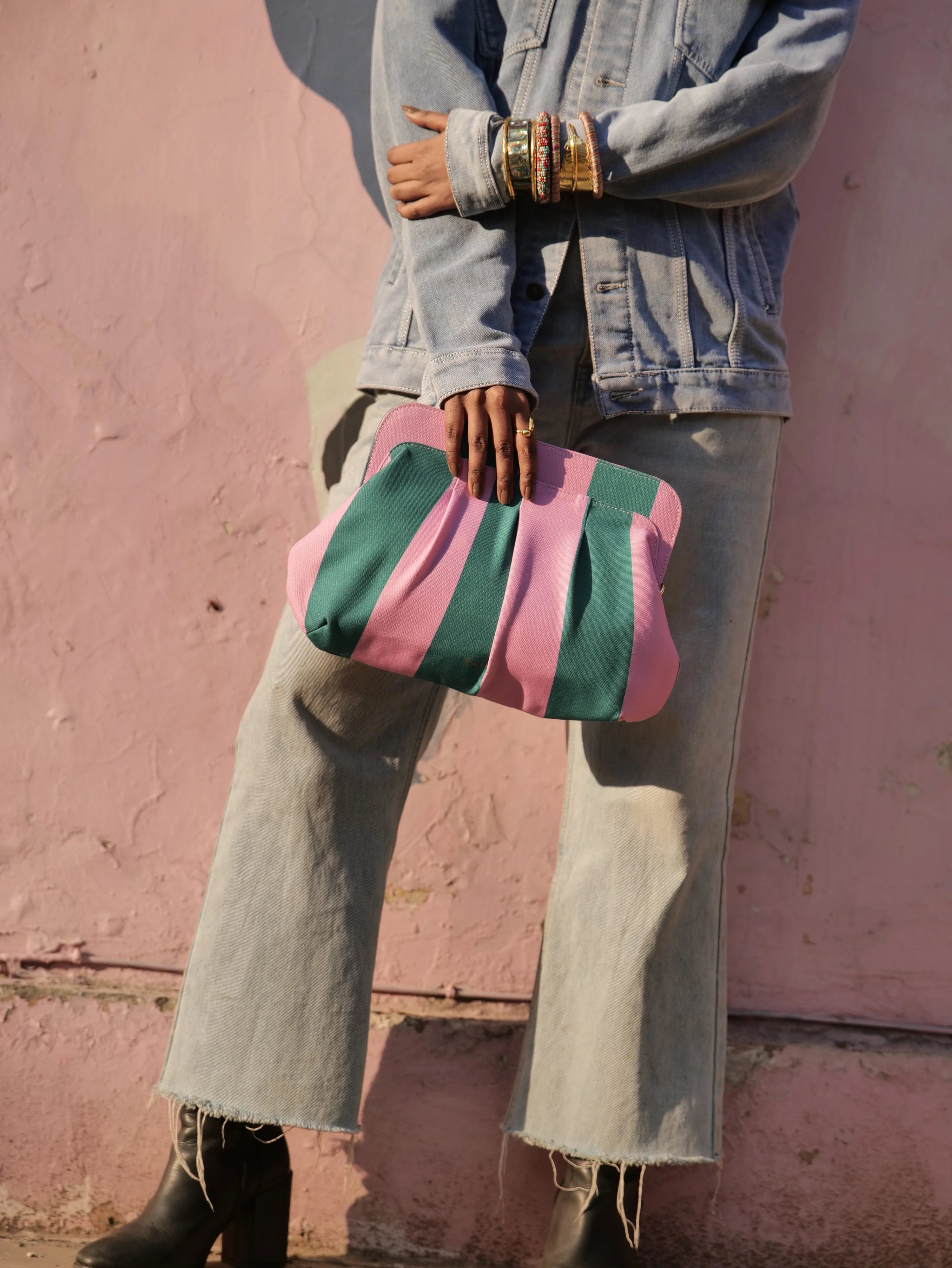 Fiore Pochette - 10”H x 14”W Inches