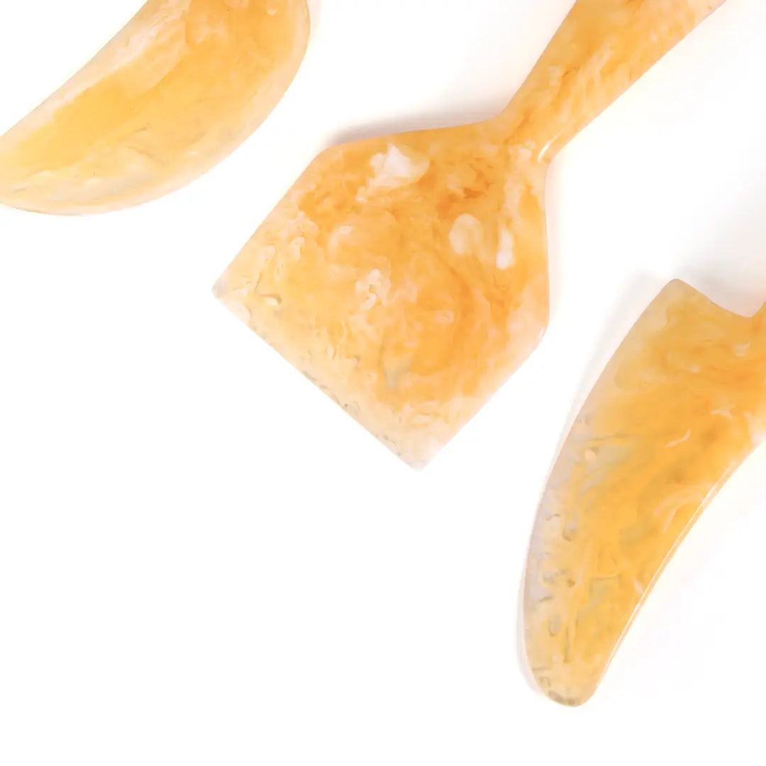 Resin Cheese Knife, Peach (Set of 3) - 6 Inches