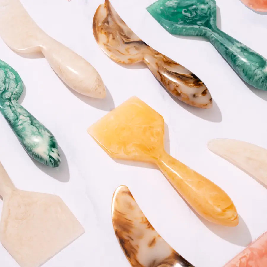 Resin Cheese Knife, Vanilla (Set of 3) - 6 Inches