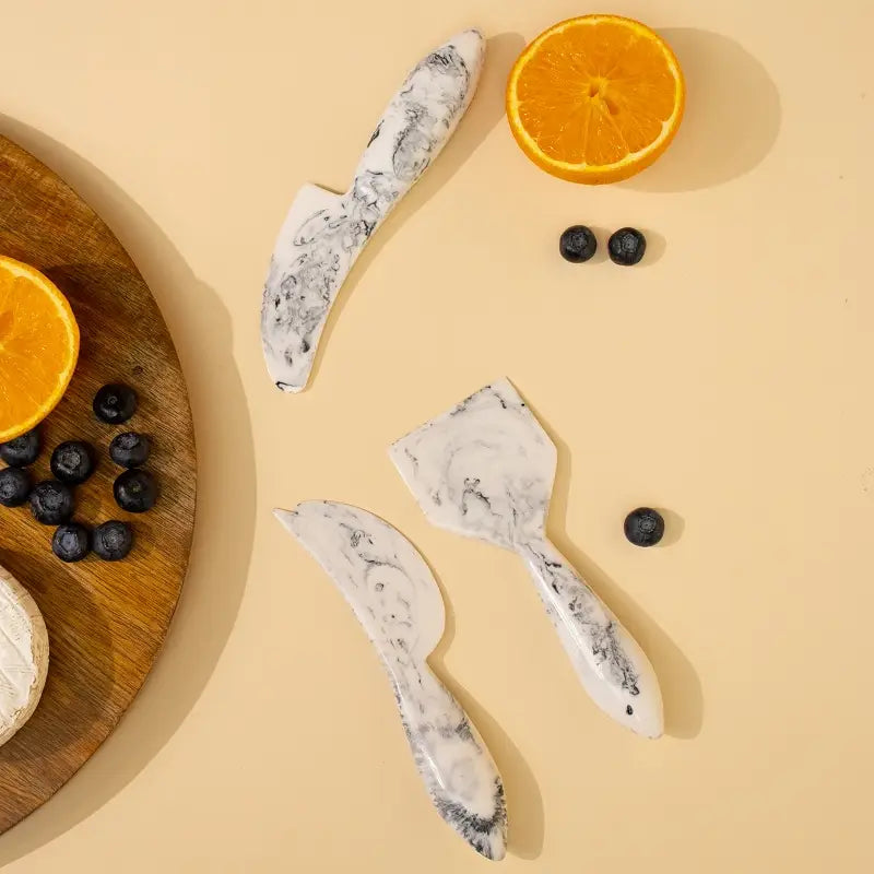 Resin Cheese Knife, Black & White (Set of 3) - 6 Inches