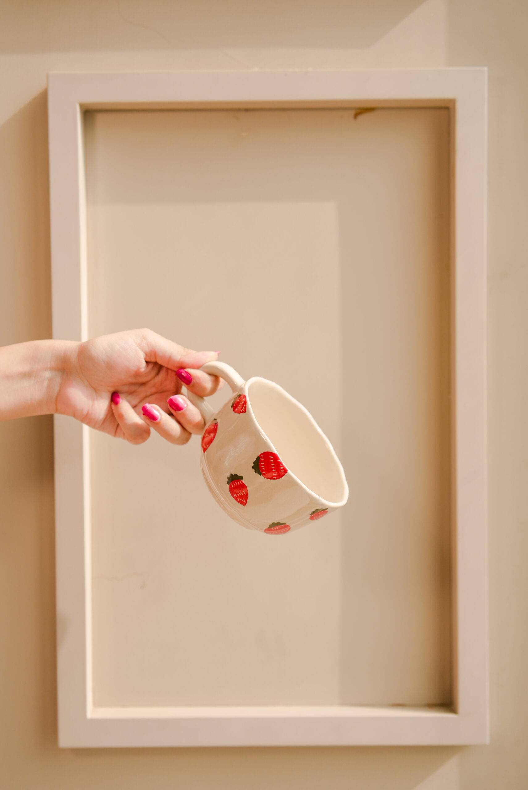 Ceramic Strawberry Coffee Cup (SET OF 4)