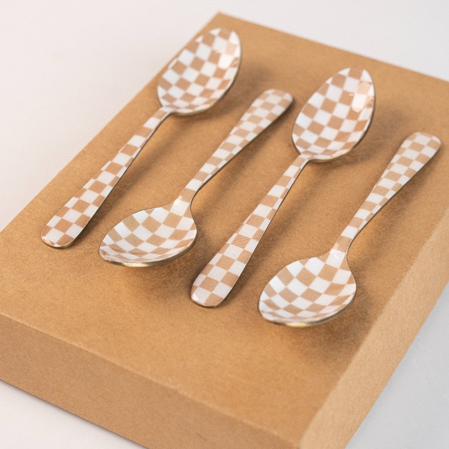 Checkered Enamel Spoon Set – (Set of 4) , 5.4 x 1 Inches