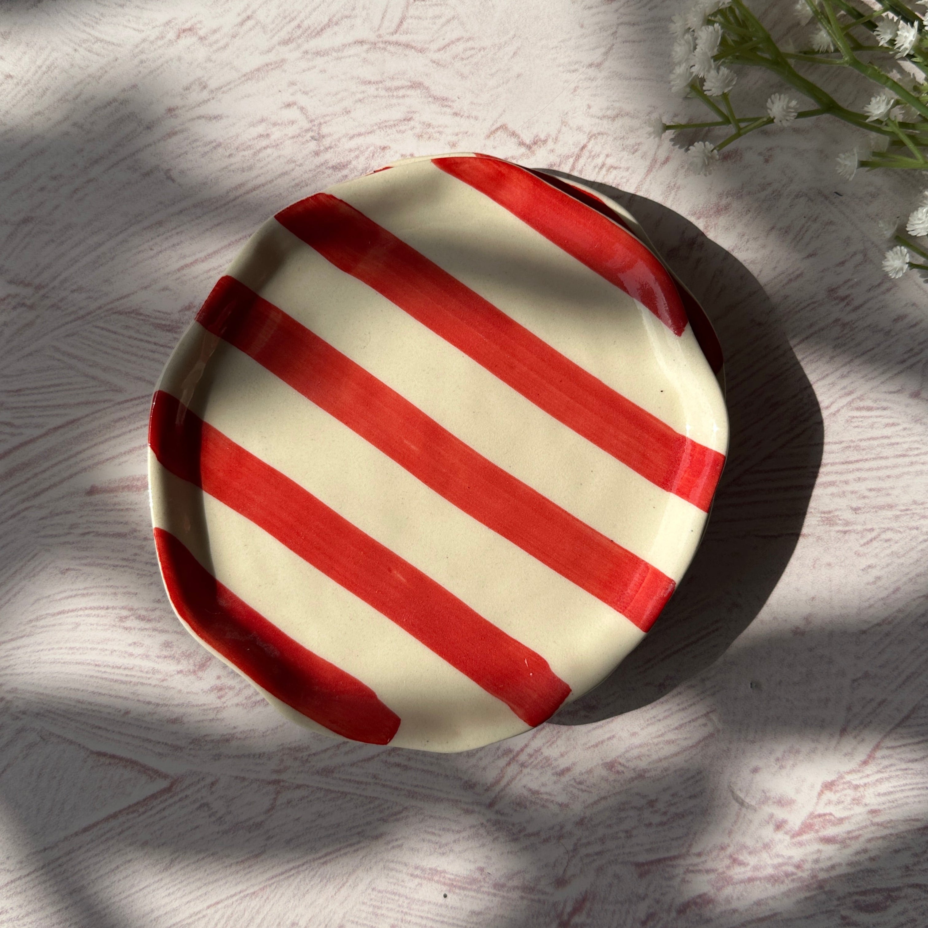 Ceramic Red stripe plate, 6.3x6.3 Inches (Set of 4)