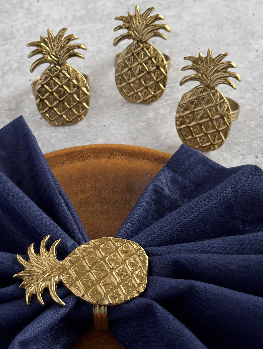 Pineapple Metal Napkin Ring 2.8 x 1.6 Inches (Set of 4)