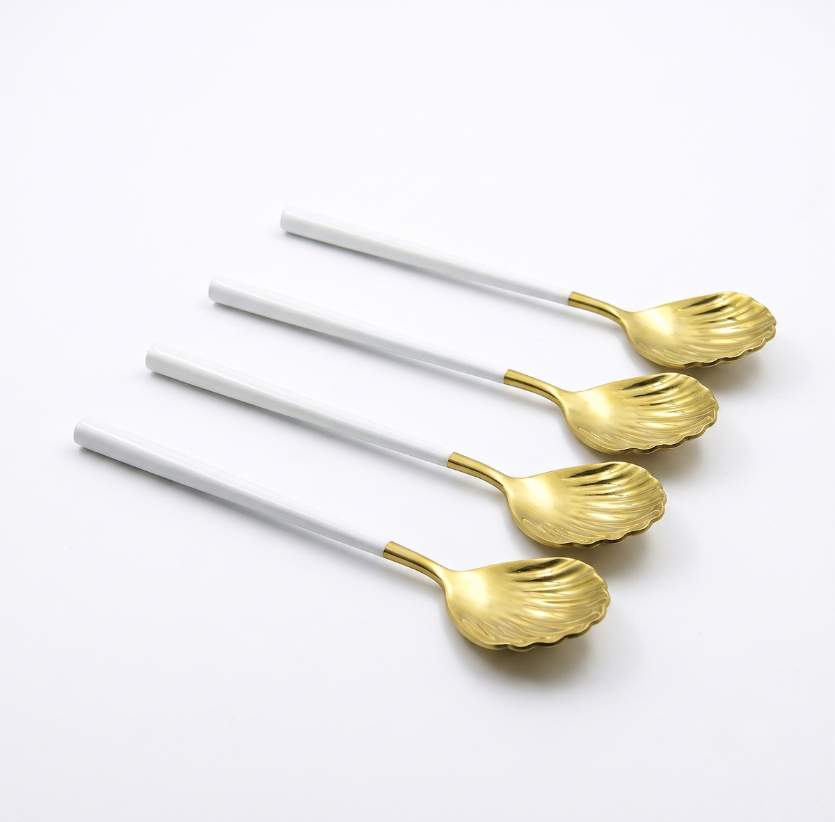 Shell Motif Spoon | Stainless Steel | Enamel-Coated Handle | Set of 4
