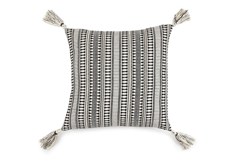 Etoie Accent Cushion, Black & Ivory 18x18 Inch