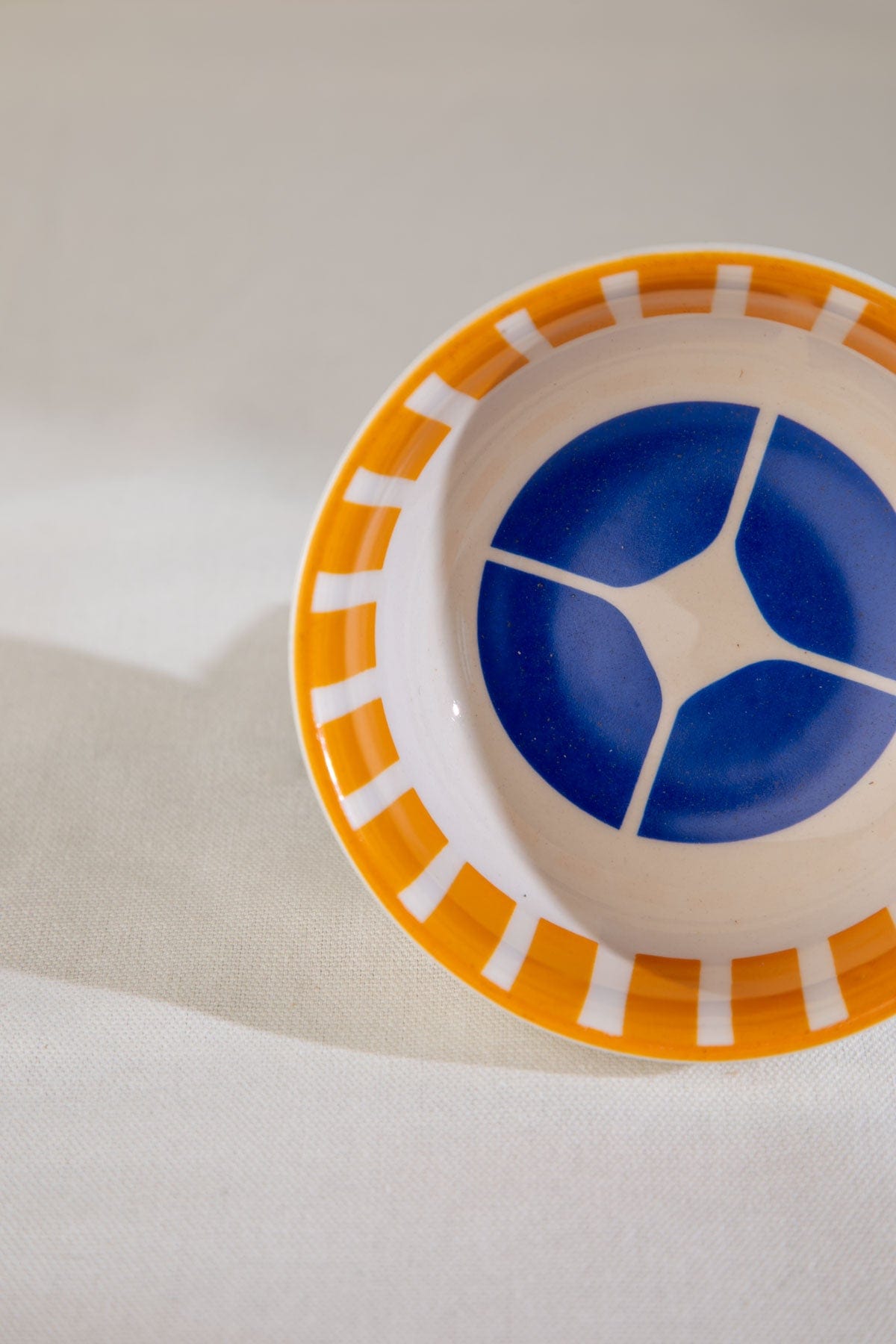 Circle Of Joyee Ceramic Bowl (Set of 2) - 4x4x2 Inches