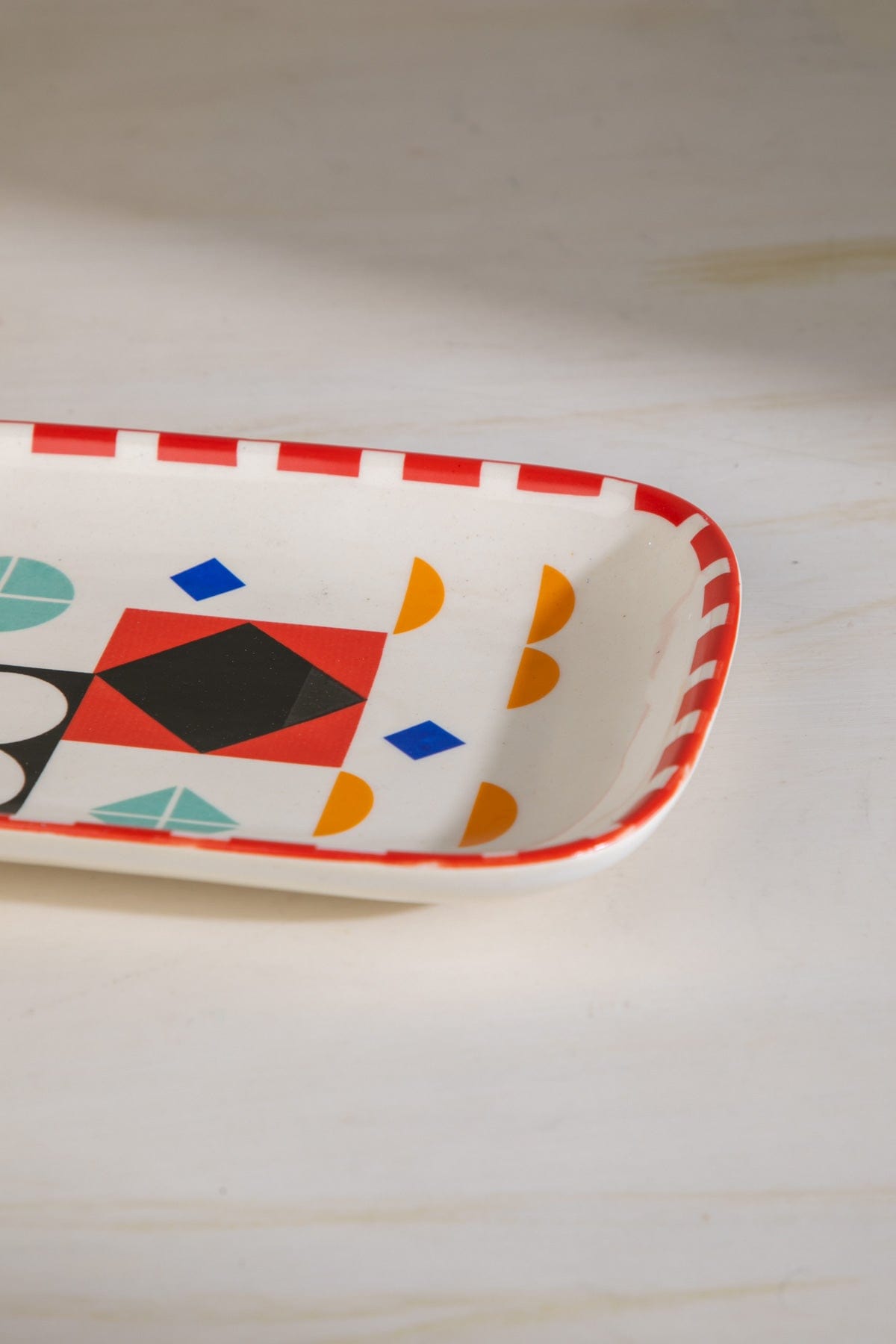 Circle Of Joyee Ceramic Nut Tray - Multi , 9.5x6.5x1 Inches