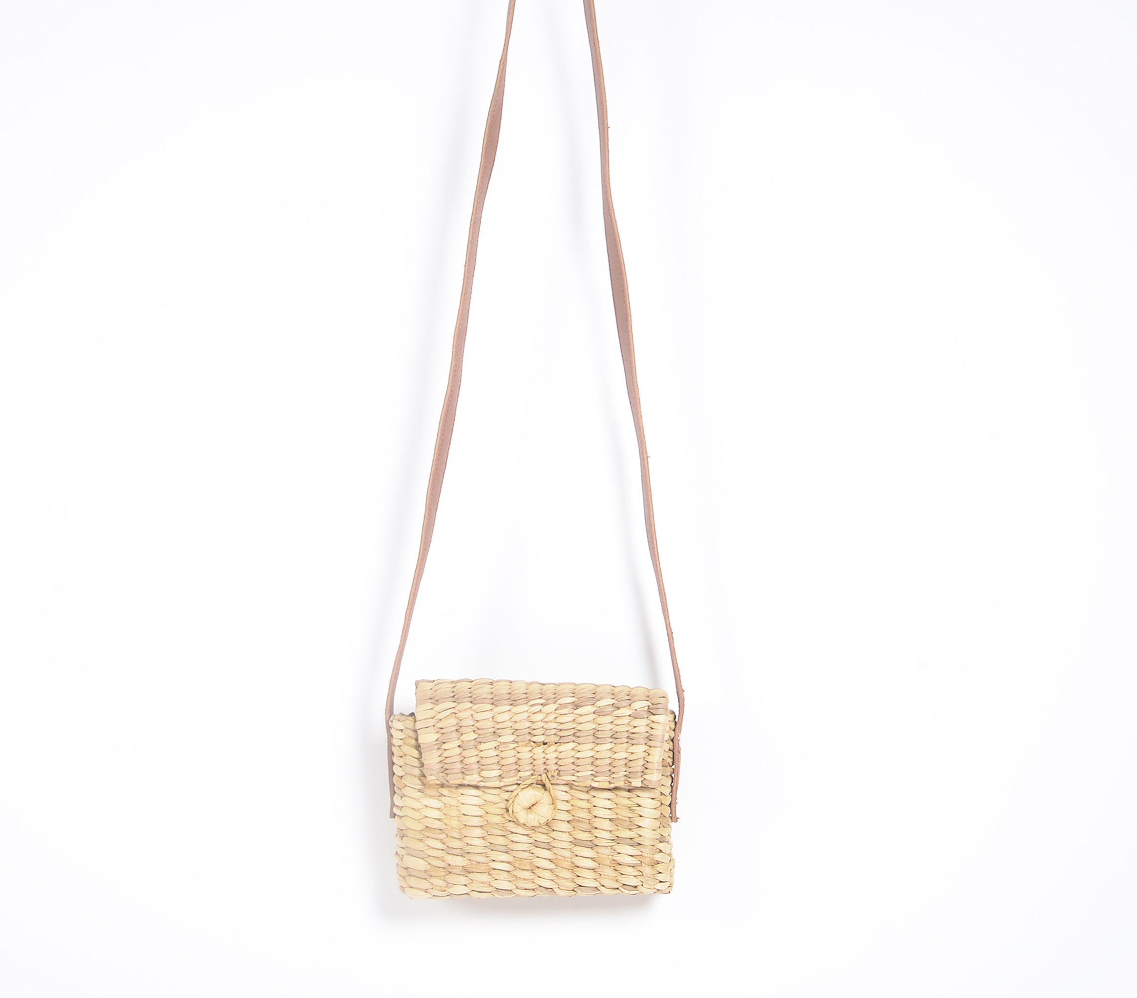 Handwoven kauna grass sling Bag, 7.5 x 2.5 x 6 Inch