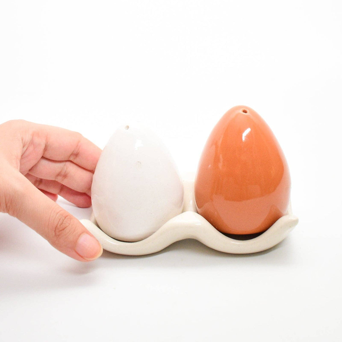 Egg Salt & Pepper Shaker Set with Tray | 2.3 Inch