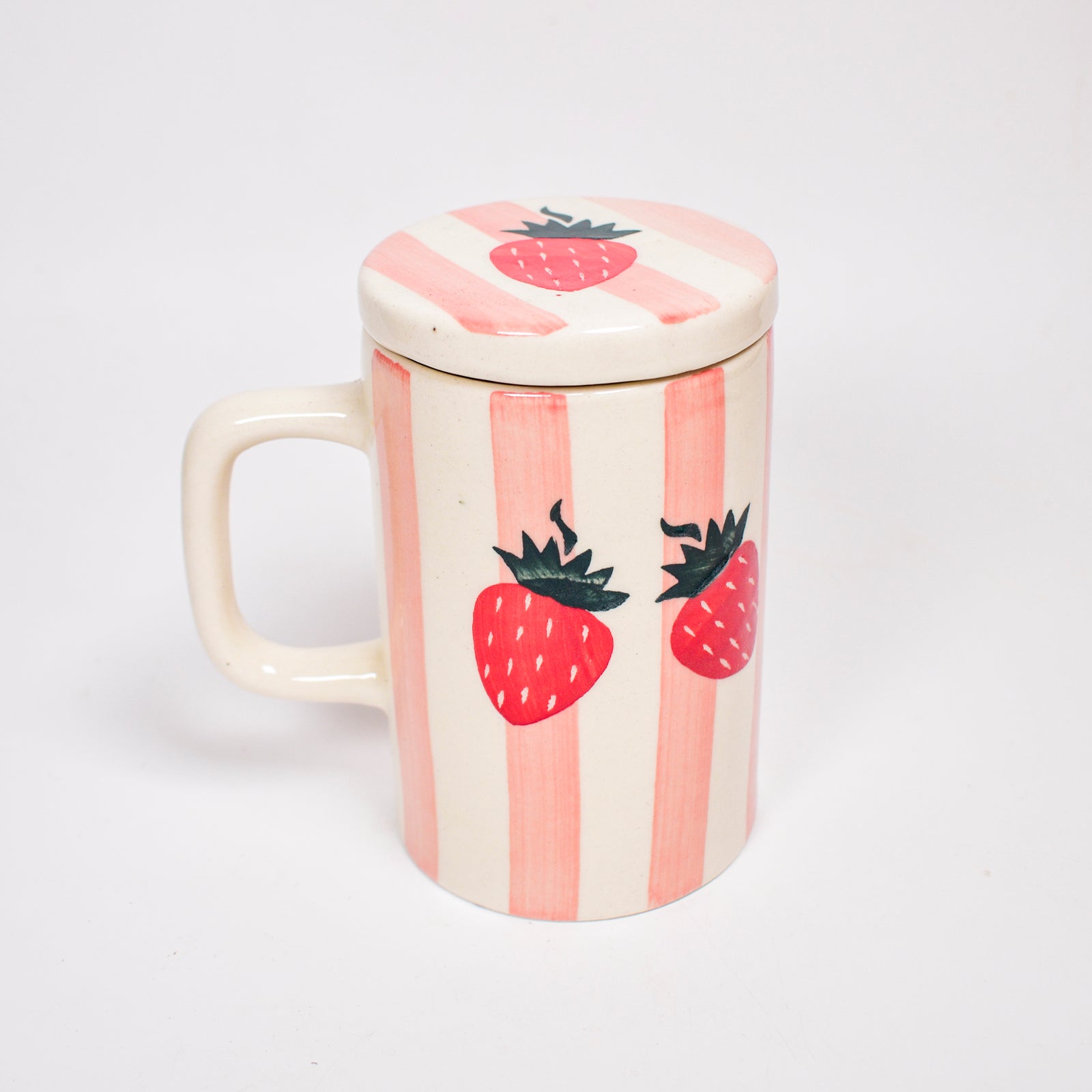 Strawberry Stripe Mug With Lid - 5 x 3 Inches
