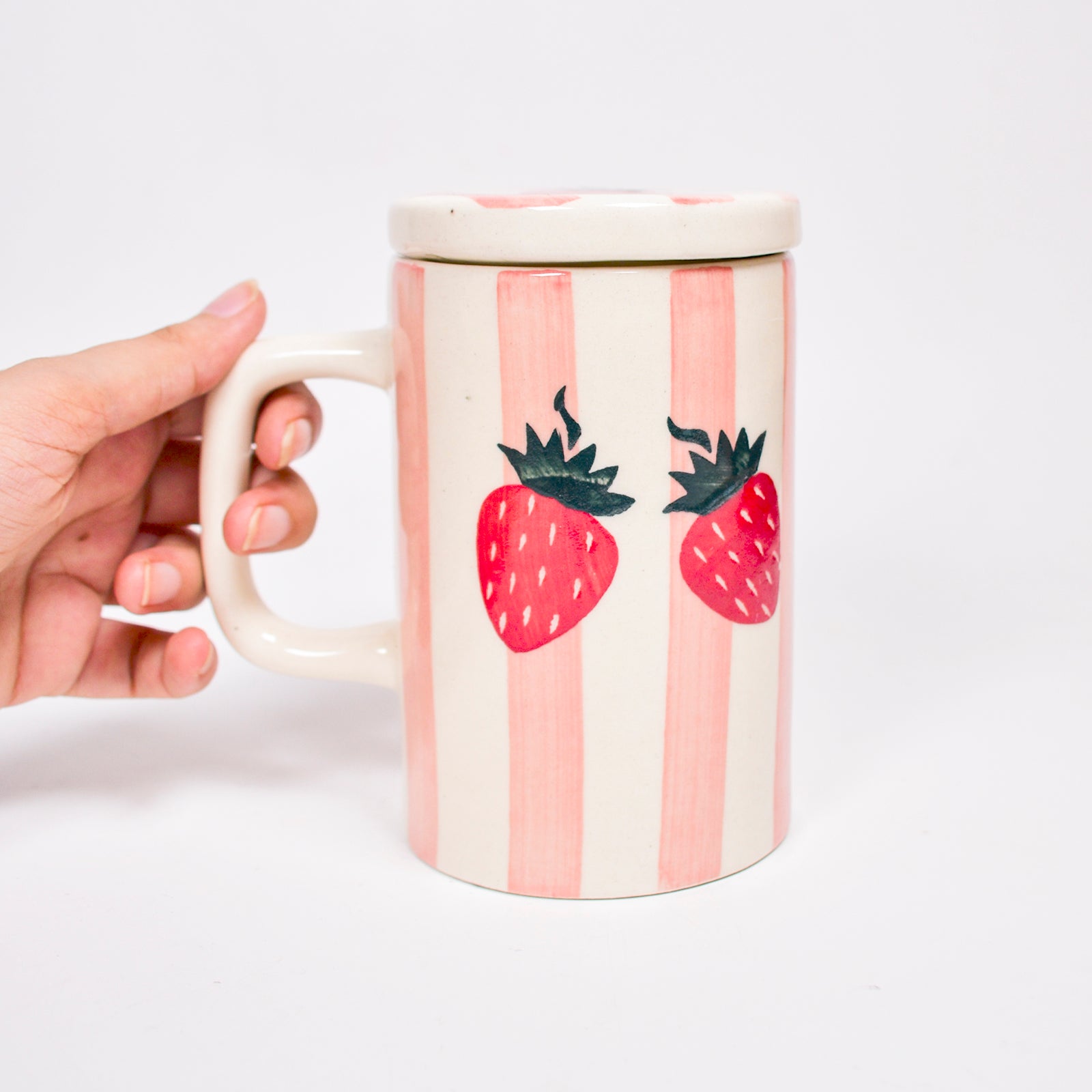 Strawberry Stripe Mug With Lid - 5 x 3 Inches
