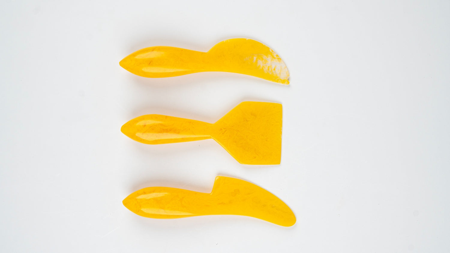 Resin Cheese Knife, Yellow (Set of 3) - 6 Inches