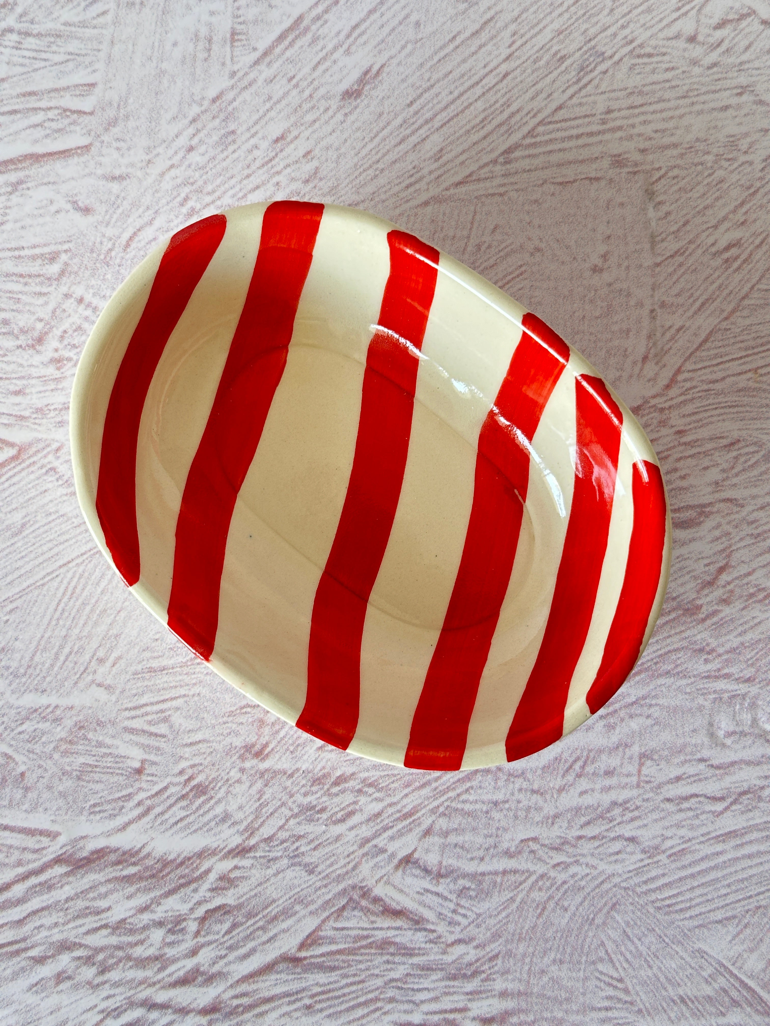 Ceramic stripe Bowl, Red 7x5x2 Inches (Set of 4)