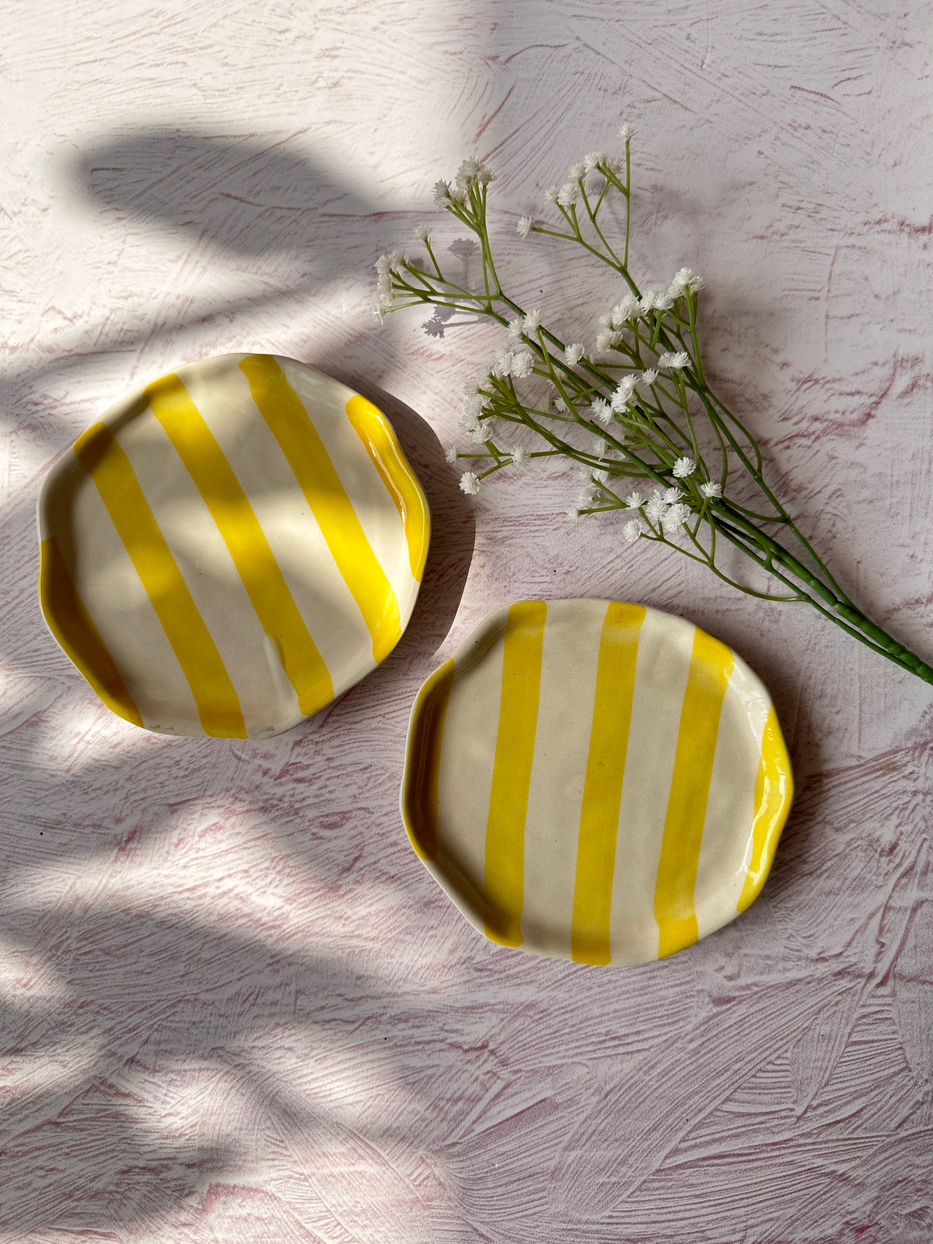 Ceramic Yellow stripe plate, 6.3x6.3 Inches (Set of 6)