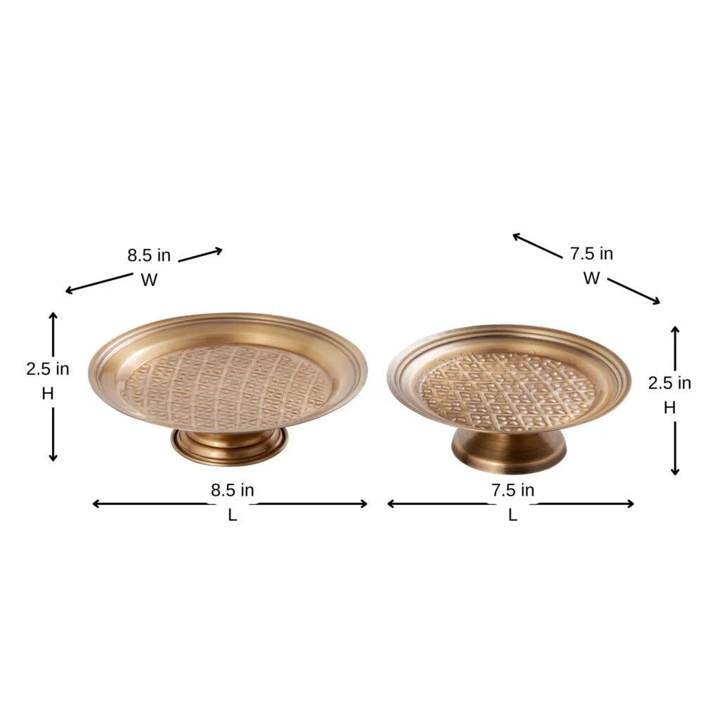 Dorris Antique Gold Platter Stand , 8.5 X 8.5 X 2.5 Inches