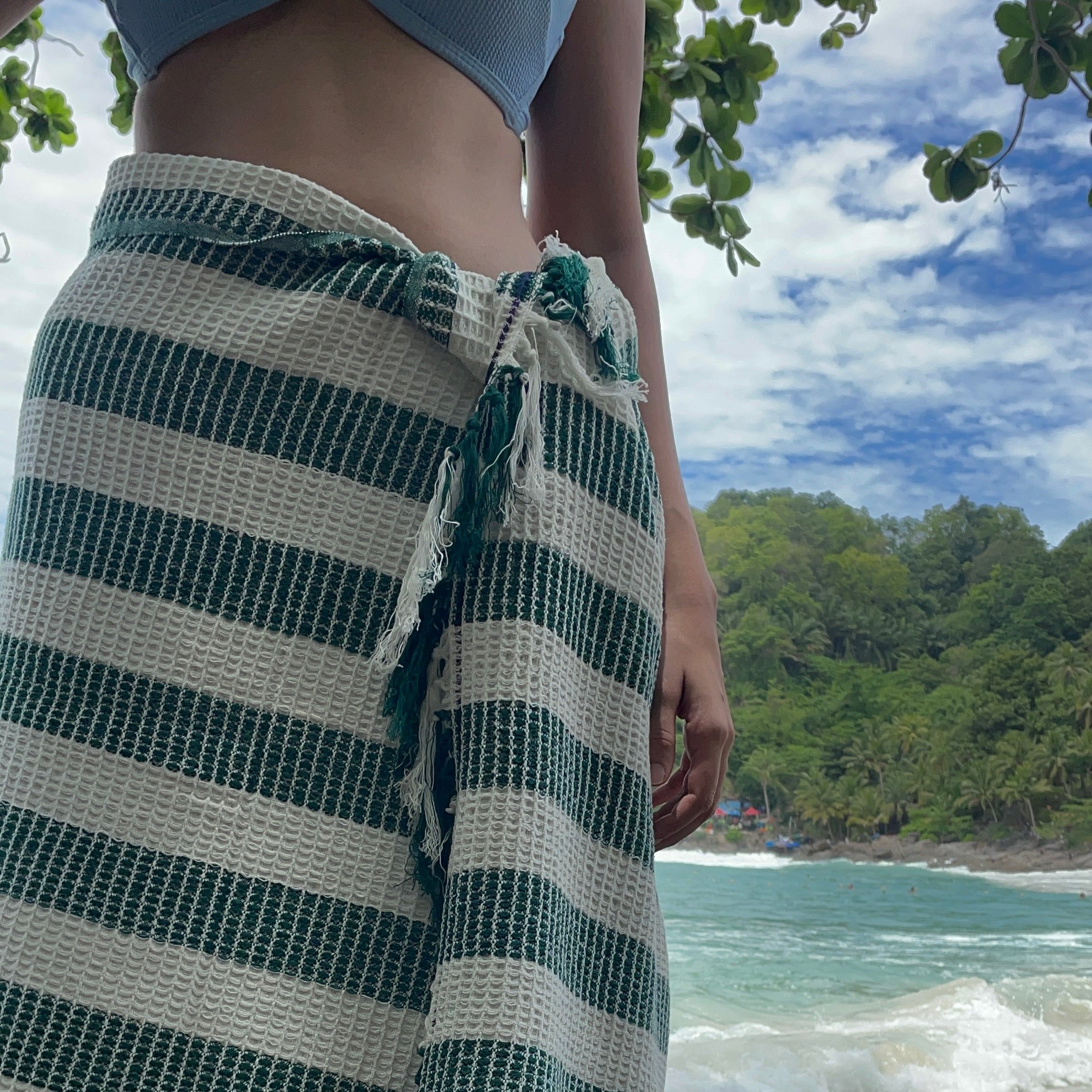 Handloom Cotton Shore Snuggle Bath Towel - 30x60 Inches (Set of 2)